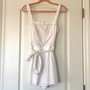 White Floral Romper (M)